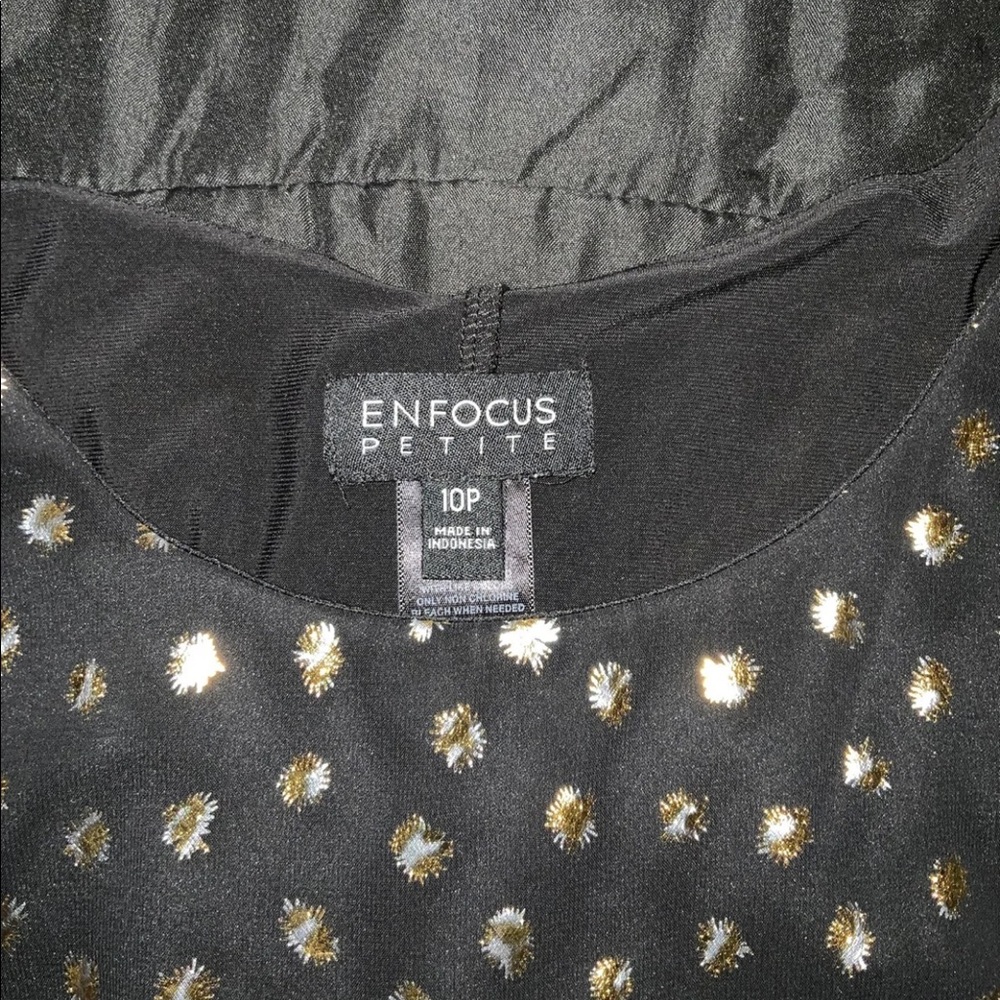 Dress - Picture 1 of 3